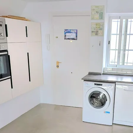 Hexagon By Namaste Elite 토레몰리노스