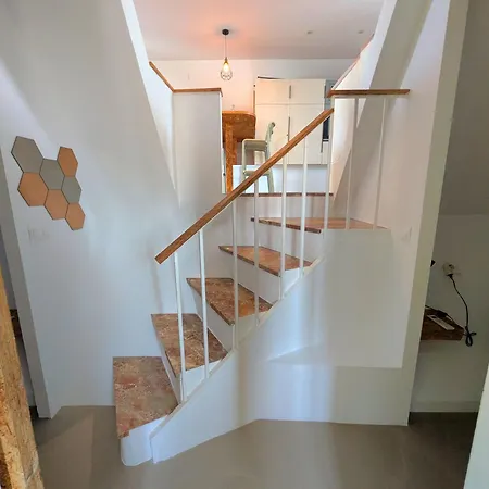 Hexagon By Namaste Elite 아파트