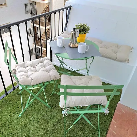 Hexagon By Namaste Elite *