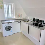 Apartment Hexagon By Namaste Elite *