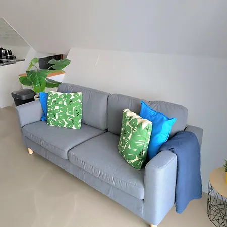 Hexagon By Namaste Elite דירה *