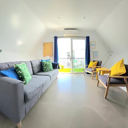 Hexagon By Namaste Elite *