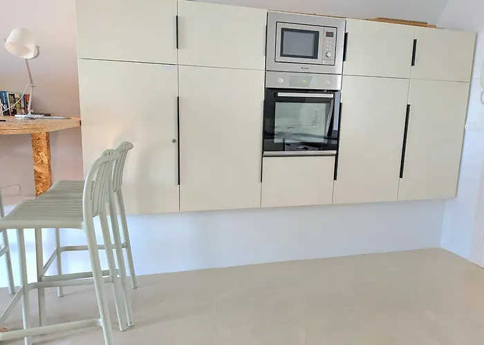 Hexagon By Namaste Elite *