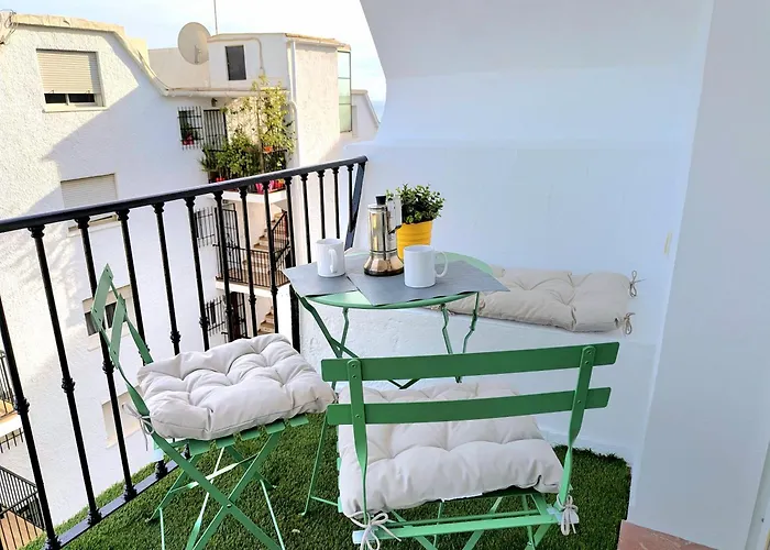 Hexagon By Namaste Elite