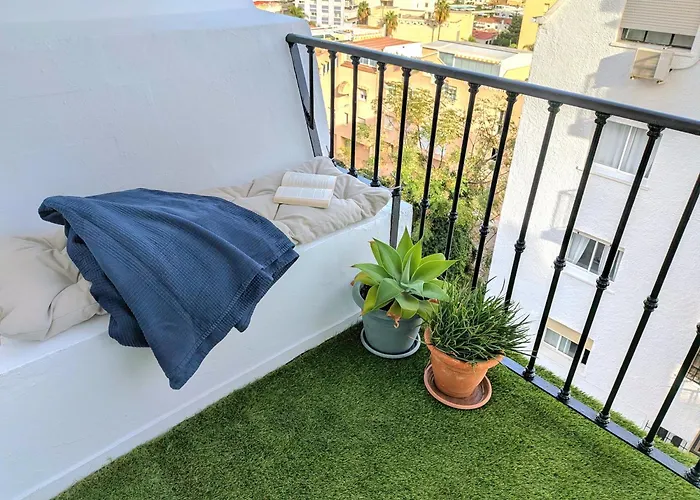 Hexagon By Namaste Elite * Torremolinos