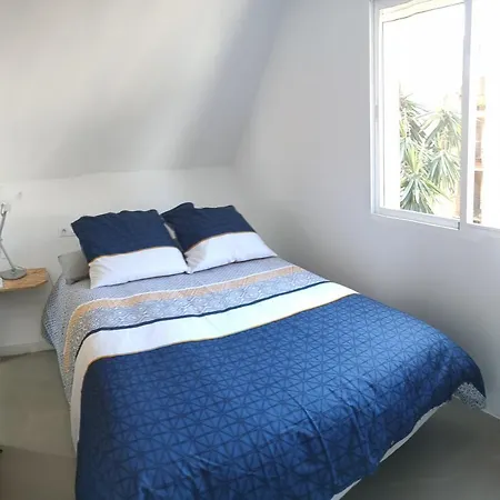 Hexagon By Namaste Elite Apartment