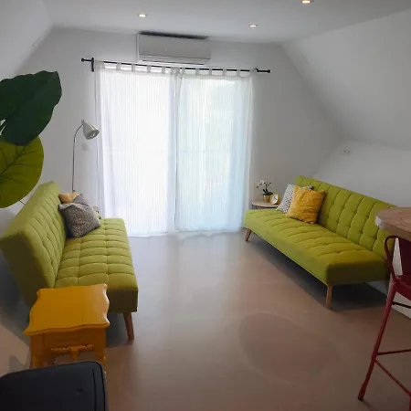 Hexagon By Namaste Elite Apartment *